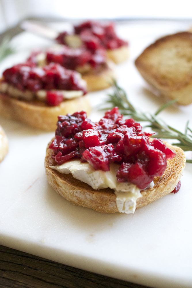 Raspberry and Caramelized Onion Chutney on brie toasts